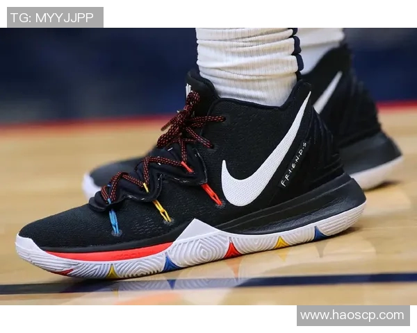 欧文新鞋发布会引发热议踩踏耐克Logo传达真正艺术无须标签的理念 欧文新鞋发布会引发热议踩踏耐克Logo传达真正艺术无须标签的理念