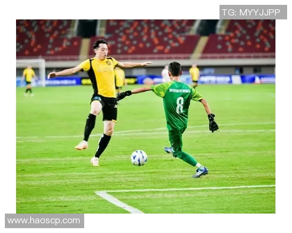 马来西亚足球队迎战香港队激情对决期待精彩瞬间 马来西亚足球队迎战香港队激情对决期待精彩瞬间