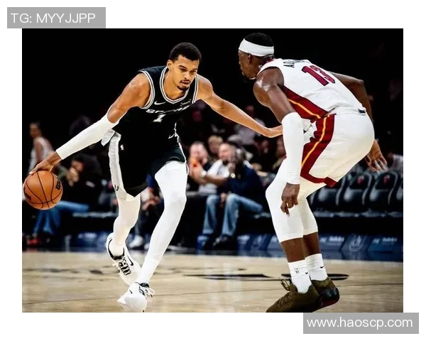 黄蜂与马刺精彩对决回顾NBA录像带你重温比赛瞬间