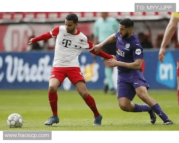 乌德勒B队迎战奥斯展现青春风采的精彩对决