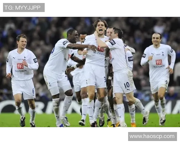 曼联斯特城与利物浦的巅峰对决谁能笑到最后